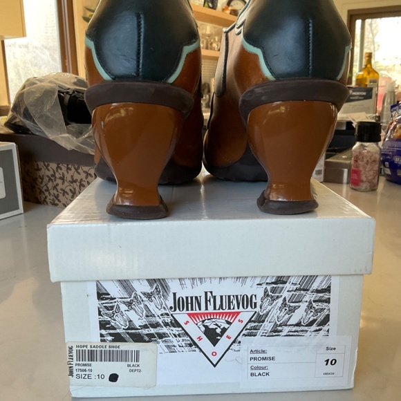 Fluevog Kitschy Kitschy Boom Boom Vivin Tan & Blue Sz 10 - Picture 3 of 3